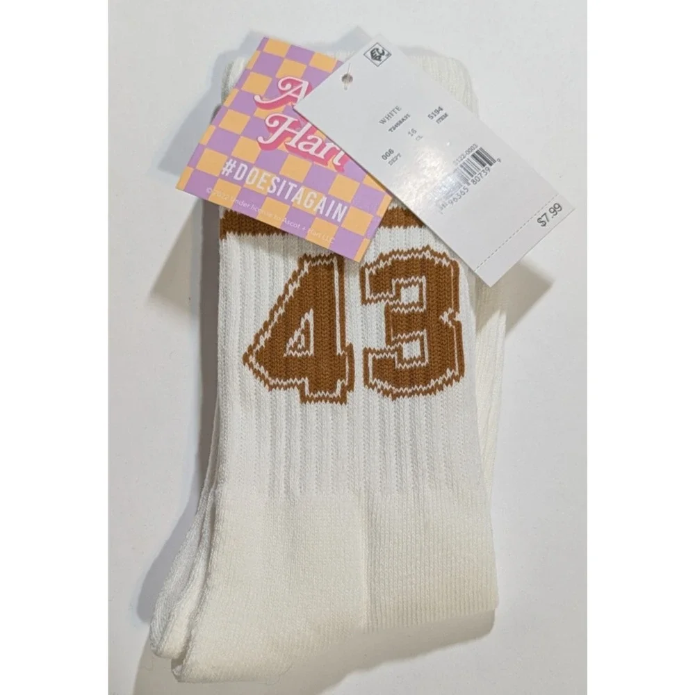 Ascot and Hart Womens One Size Crew Socks #43 Retro 70s Ivory Brown Checkerboard